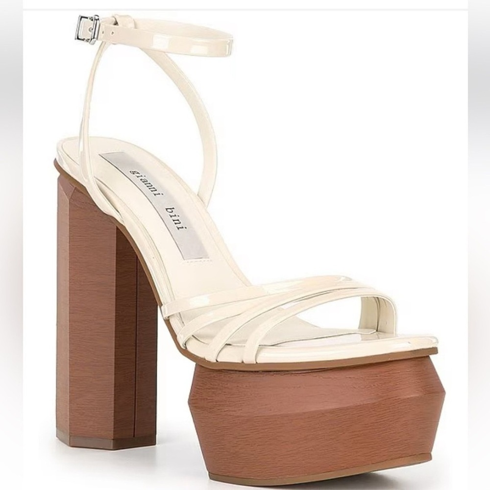Gianni Bini Platform Heels Size 9.5 Nude Patent Wood Block High Heel NWOT